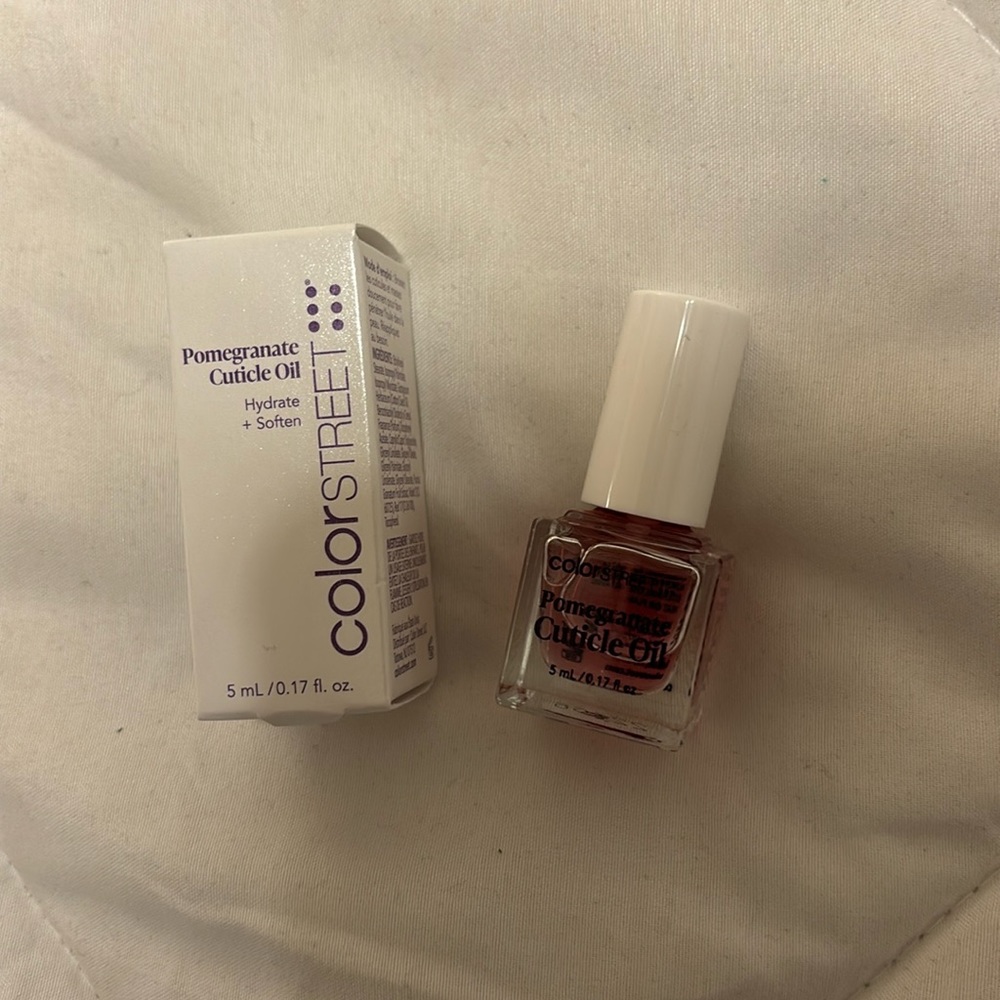 Color Street Pomegranate Cuticle Oil